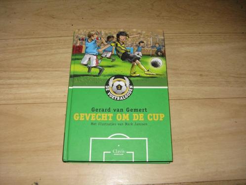 Gerard van Gemert - Gevecht om de cup, Boeken, Kinderboeken | Jeugd | 10 tot 12 jaar, Gelezen, Ophalen of Verzenden