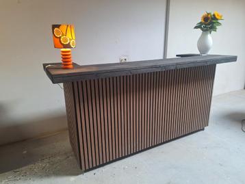 Balie Cocktail bar akoestische panelen akupanel steigerhout
 beschikbaar voor biedingen