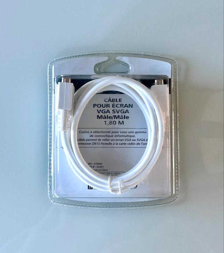 Nieuwe VGA SVGA Kabel - 1.80M, Computers en Software, Pc- en Netwerkkabels, Nieuw, Ophalen