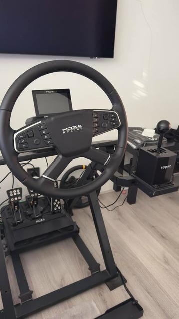 Moza R12 bundle beschikbaar voor biedingen