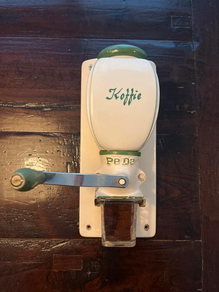 Vintage PeDe Koffiemolen - Wandmodel, Antiek en Kunst, Antiek | Keukenbenodigdheden, Ophalen of Verzenden