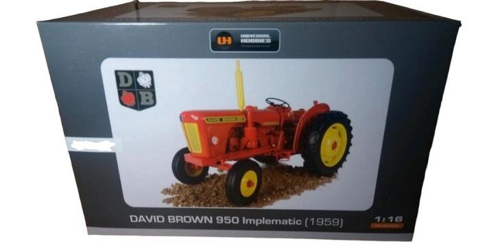 David Brown 950 implematic (1959) universal hobbies 1:16, Hobby en Vrije tijd, Modelauto's | 1:18, Nieuw, Overige typen, Overige merken