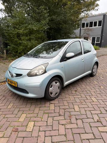 Toyota Aygo 1.0 5DRS - APK 10-2026 beschikbaar voor biedingen