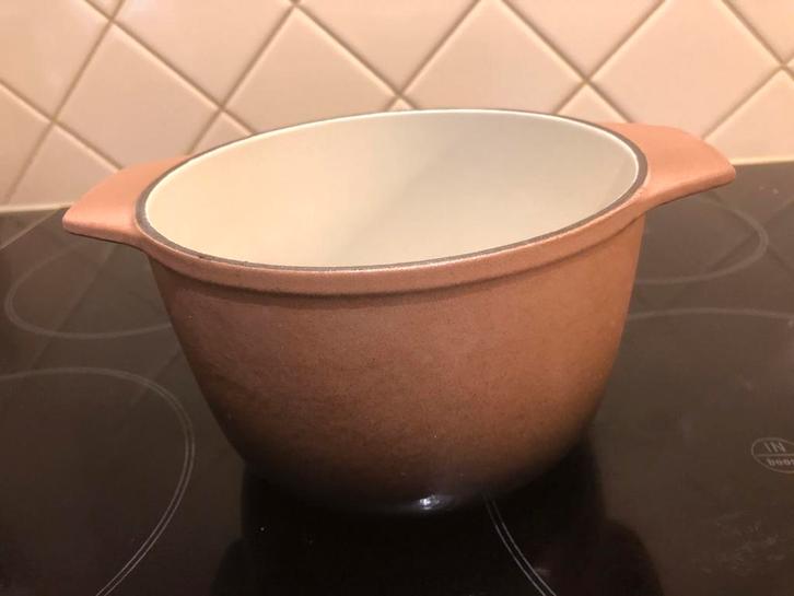 t.k.Nomar(Staub) fonduepan sauspan 17cm gietijzerINDUCTIE, Huis en Inrichting, Keuken | Potten en Pannen, Zo goed als nieuw, Pot, Bus of Blik