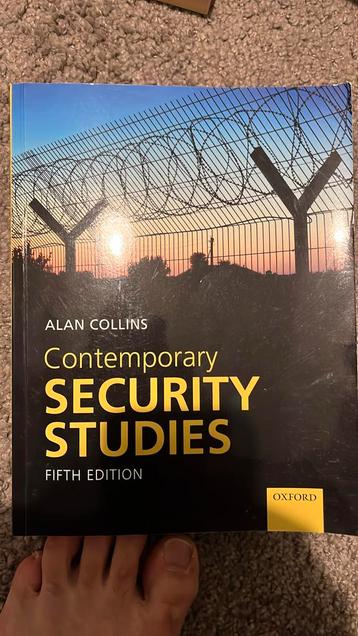Alan Collins - Contemporary Security Studies beschikbaar voor biedingen