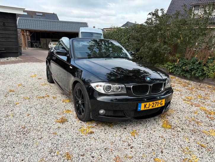 BMW 120i Cabrio orig. M-Sport 2009 Automaat, Auto's, BMW, Particulier, Benzine, C, Cabriolet, Automaat, Geïmporteerd, Zwart, Achterwielaandrijving
