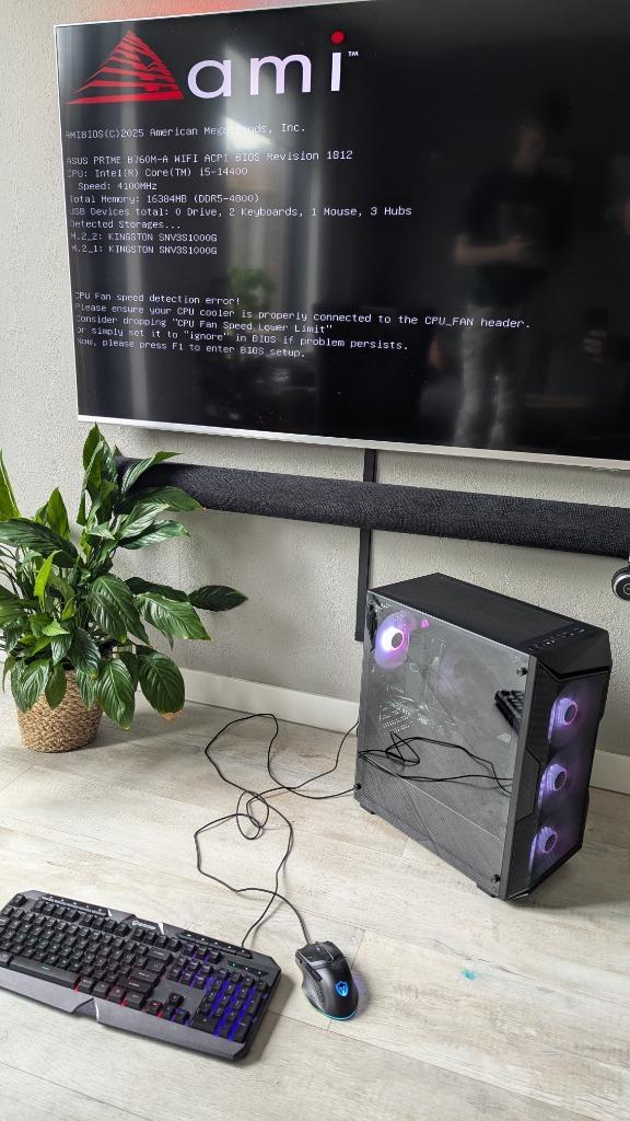 Game PC (RTX5060), Spelcomputers en Games, Games | Pc, Zo goed als nieuw, Overige genres, 1 speler, Eén computer, Online, Ophalen