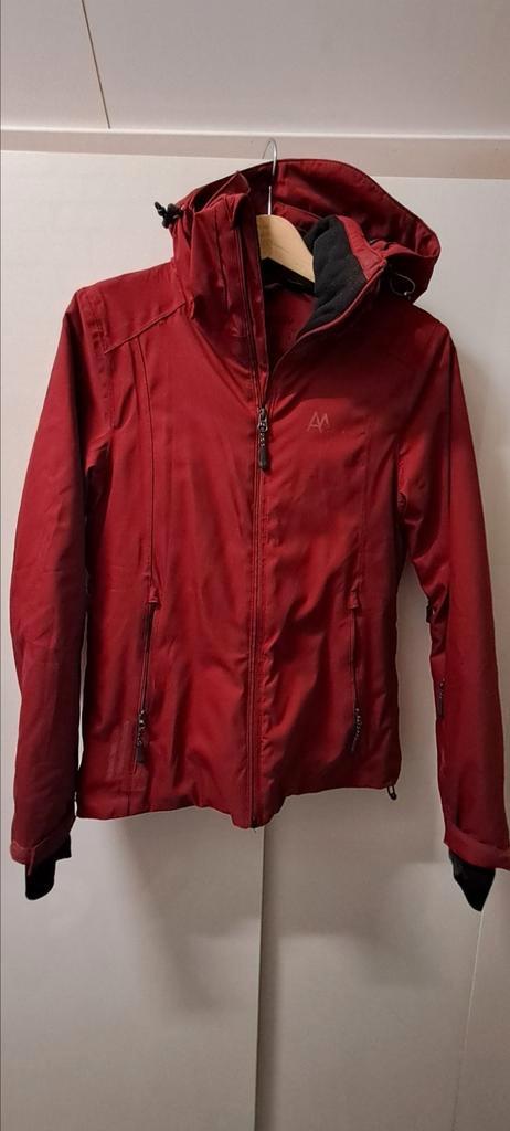 Donkerrood ski-jack
Crivit pro maat 38, Kleding | Dames, Wintersportkleding, Zo goed als nieuw, Jack, Maat 38/40 (M), Ophalen of Verzenden