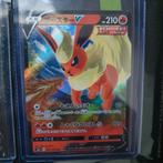 Pokemon Flareon V 011/069 Eevee Heroes, Hobby en Vrije tijd, Verzamelkaartspellen | Pokémon, Foil, Ophalen of Verzenden, Losse kaart