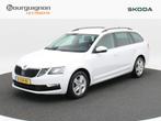 Skoda Octavia Combi 1.5 TSi 150 Pk Automaat Business Edition, Gebruikt, 150 pk, Leder en Stof, Wit