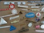 Emaille emblemen vintage embleem metaal 34 stuks, Ophalen of Verzenden, Gebruikt