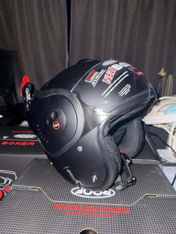 Roofboxer helmen v8 gloednieuw matzwart alpha maat xs tm xl beschikbaar voor biedingen
