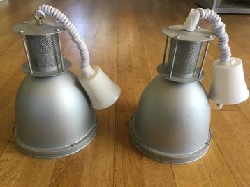 2x stoere kleine industrielampen samen beschikbaar voor biedingen