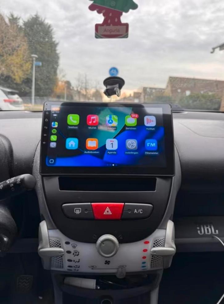 CarPlay/Android Scherm + Installatie Aygo / C1/ 107, Auto diversen, Autoradio's, Zo goed als nieuw, Ophalen of Verzenden