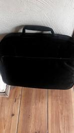 Solide ruime 3 vaks laptoptas van Line, Ophalen of Verzenden, 17 inch of meer, Zo goed als nieuw