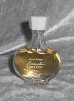 Volle miniatuur parfum - Nina ricci farouche witte dop, Ophalen of Verzenden, Zo goed als nieuw, Miniatuur, Gevuld