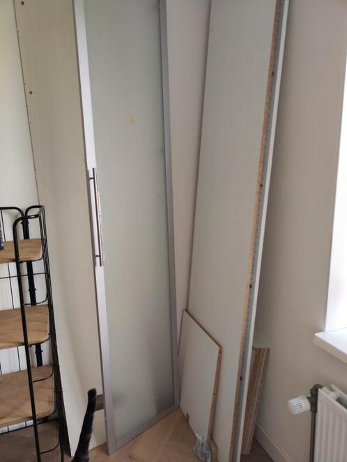 Enkele Ikea Paxkast met melkglas, Huis en Inrichting, Woonaccessoires | Kamerschermen, Gebruikt, Ophalen