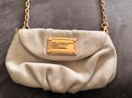 Marc Jacobs Beige Crossbody Clutch, Sieraden, Tassen en Uiterlijk, Tassen | Damestassen, Ophalen, Gebruikt, Beige, Schoudertasje