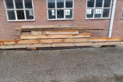 DOUGLAS BALKEN   15 x 15 cm en betonpoeren, Doe-het-zelf en Verbouw, Hout en Planken, Gebruikt, Balk, Overige houtsoorten, 300 cm of meer