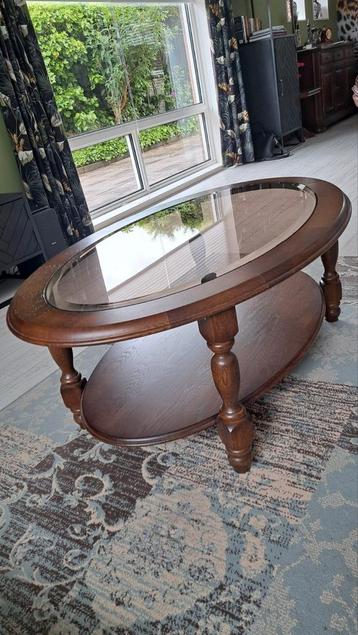 Salontafel  beschikbaar voor biedingen