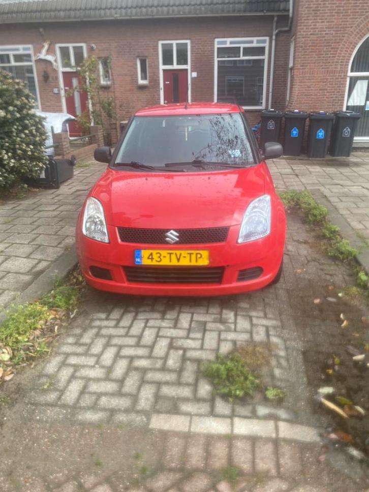 Suzuki Swift 1.3 3D 2007 Rood nieuwe apk, Auto's, Suzuki, Particulier, Swift, Benzine, C, Hatchback, Handgeschakeld, Origineel Nederlands