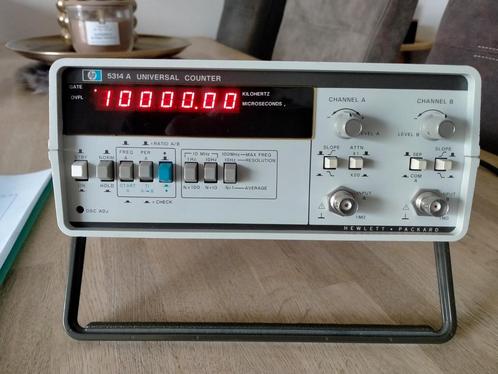 HP 5314A universal counter 100mhz, Telecommunicatie, Zenders en Ontvangers, Gebruikt, Zender en Ontvanger, Ophalen of Verzenden