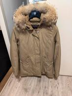 Woolrich, Kleding | Dames, Jassen | Winter, Ophalen of Verzenden, Zo goed als nieuw, Maat 38/40 (M), Beige