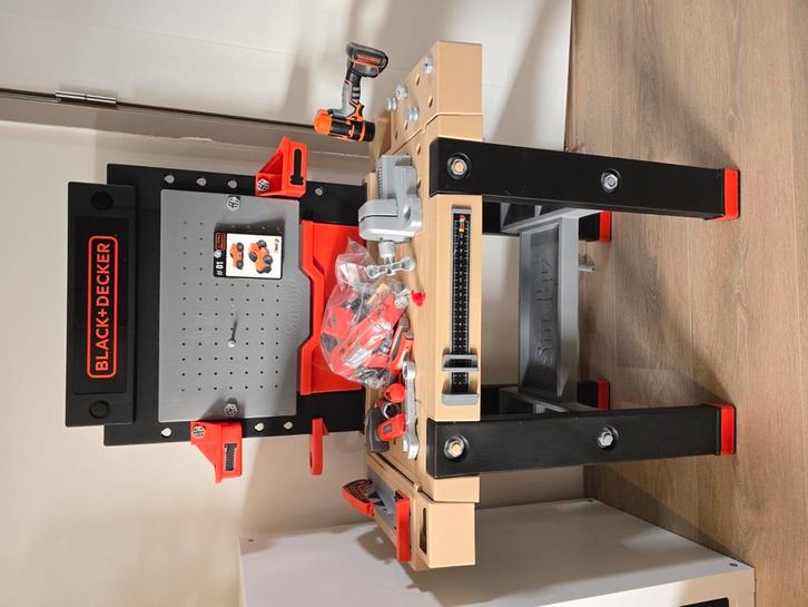 Kinderwerkbank black en decker, Kinderen en Baby's, Speelgoed | Speeltafels, Gebruikt, Ophalen