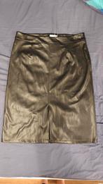 Black polyester skirt , absolutely new, size 4, Kleding | Dames, Ophalen, Zo goed als nieuw, Zwart, Jurk