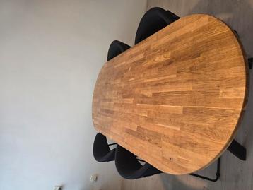 Eettafel 220x90 cm  beschikbaar voor biedingen