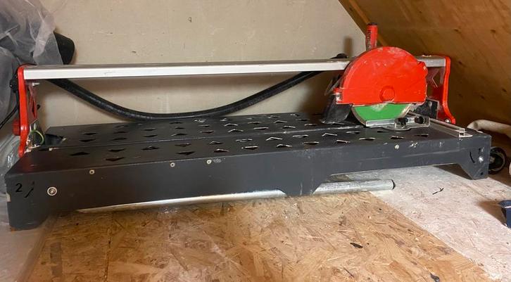 Rubi DU200 EVO 850 Tegelzaagmachine, Doe-het-zelf en Verbouw, Gereedschap | Slijpmachines, Gebruikt, Overige typen, Minder dan 700 watt