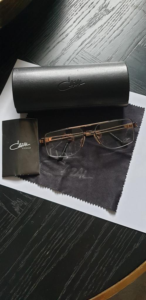 Nieuwe cazal montuur bril titanium, Sieraden, Tassen en Uiterlijk, Zonnebrillen en Brillen | Heren, Overige merken, Overige kleuren