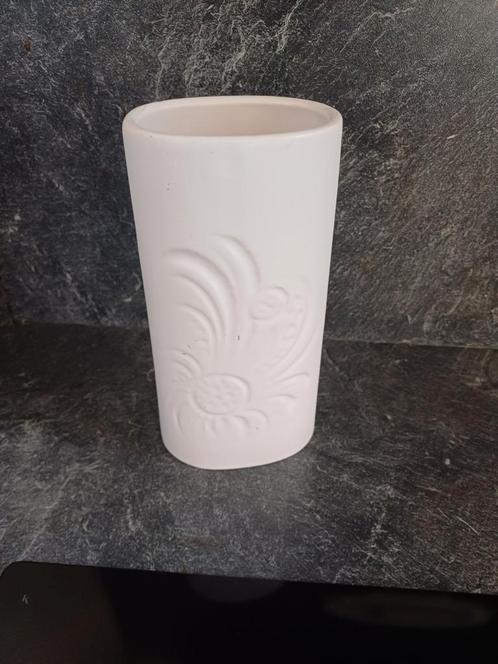 Vaas Flora keramiek Gouda Holland, Antiek en Kunst, Antiek | Keramiek en Aardewerk, Ophalen of Verzenden