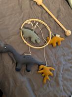 Done by Deer Bed Mobiel met Dinos, Ophalen of Verzenden, Zo goed als nieuw, Mobiel, Met wieltjes