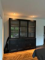 Zwarte vitrinekast / buffetkast – massief hout & glasdeuren, Huis en Inrichting, Kasten | Buffetkasten, Ophalen, 200 cm of meer