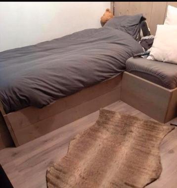 Steigerhouten bed met tv kast, poef - Zelfgemaakt! beschikbaar voor biedingen