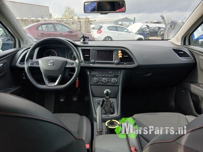 Navigatie Display van een Seat Leon, Auto-onderdelen, Elektronica en Kabels, Seat, Gebruikt, 3 maanden garantie, Ophalen of Verzenden