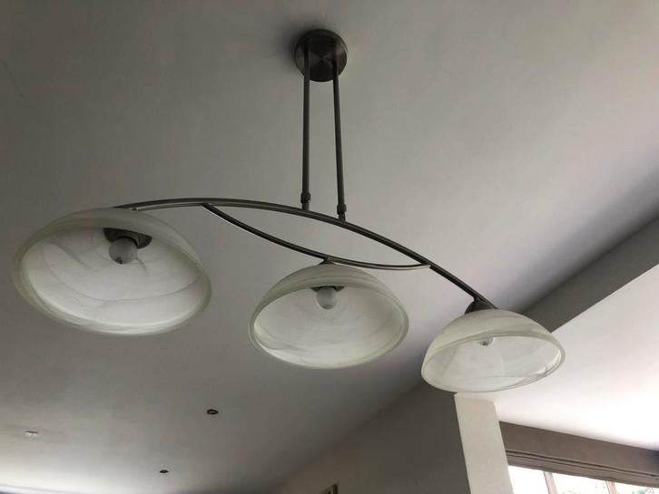 Hanglamp 3-armig Chroom / Melkglas, Huis en Inrichting, Lampen | Hanglampen, Zo goed als nieuw, 75 cm of meer, Glas, Ophalen