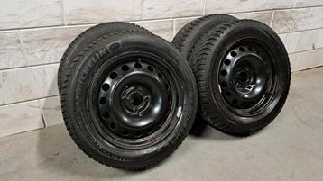 Winterbanden Citroen C4 Picasso Partner 3008 5008 215/55/16 beschikbaar voor biedingen