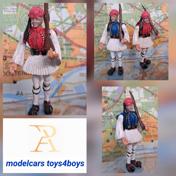 Evezone Griekse paleiswachten Aohna made in Greece, Hobby en Vrije tijd, Modelbouw | Figuren en Diorama's, Gebruikt, Figuur of Figuren