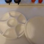 Witte serveerschaal met vakken tuppware, Huis en Inrichting, Keuken | Tupperware, Ophalen of Verzenden, Zo goed als nieuw