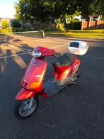 Piaggio zip 2takt duits, Fietsen en Brommers, Scooters | Piaggio, Ophalen of Verzenden, Zo goed als nieuw, Zip