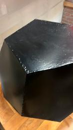 Mat zwart gepoedercoat bijzet tafel staal in disign vorm, Huis en Inrichting, Tafels | Sidetables, Ophalen of Verzenden, Zo goed als nieuw