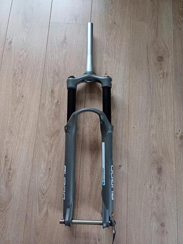 Suntour Auron 35 Boost beschikbaar voor biedingen