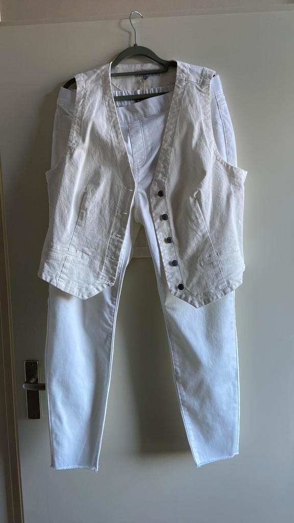 Broek met een Gilet, Kleding | Dames, Broeken en Pantalons, Nieuw, Maat 46/48 (XL) of groter, Wit, Lang, Ophalen of Verzenden