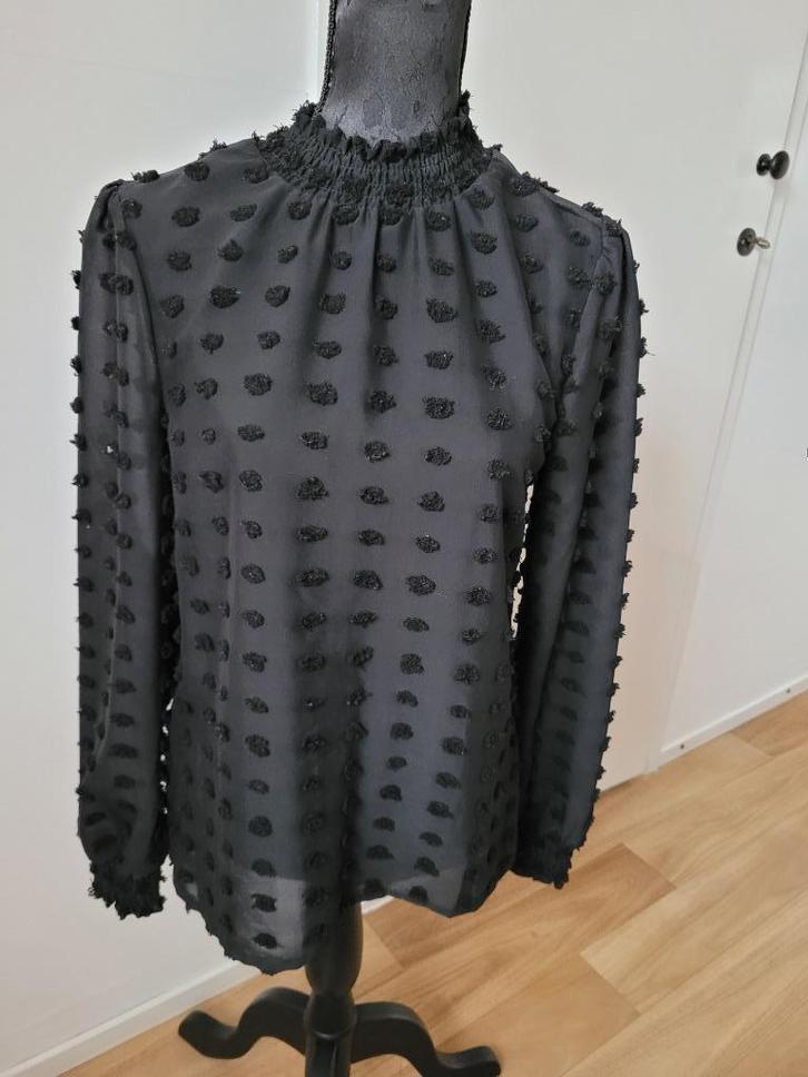 BIEN BLEU zwarte polka dot nopjes blouse mt S valt 38 Nieuw, Kleding | Dames, Blouses en Tunieken, Nieuw, Maat 38/40 (M), Zwart
