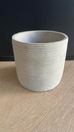 Grijze bloempot, Tuin en Terras, Ophalen of Verzenden, Gebruikt, Rond, Aardewerk