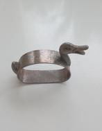 Verzilverde eend servettenring, vintage, Antiek en Kunst, Antiek | Servies los, Verzenden