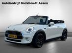 MINI Cabrio 1.5 136PK Cooper Pepper Serious Business | LED |, Auto's, Gebruikt, Cabriolet, 4 stoelen, Wit