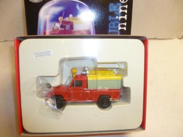 Corgi  Land Rover Airfield Crash Rescue Truck 1:43 modelauto beschikbaar voor biedingen